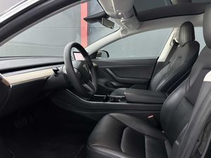 Tesla Model 3 Standard Range Plus RWD FSD 19.400e neto - Foto 8