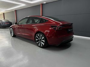 Tesla Model 3 RWD Highland Premium - Foto 4