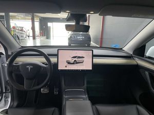 Tesla Model Y RWD tracción trasera acabado Premium - Foto 10