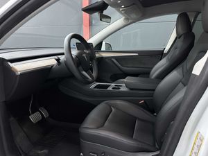 Tesla Model Y Performance Dual Motor bola remolque - Foto 9