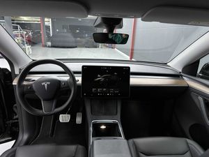 Tesla Model Y Performance Dual Motor - Foto 10