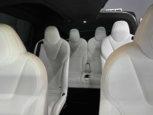 Tesla Model X Dual Motor Gran Autonomía FSD 6 plazas - Foto 9