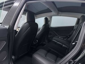 Tesla Model 3 RWD trasera acabado Premium - Foto 9