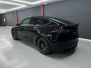 Tesla Model Y Dual Motor Performance EAP 35.450e neto - Foto 4