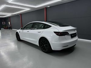 Tesla Model 3 Dual Motor Long Range EAP 25.580e neto - Foto 4