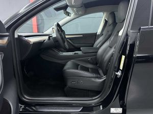 Tesla Model Y RWD Premium 26.360e neto - Foto 8