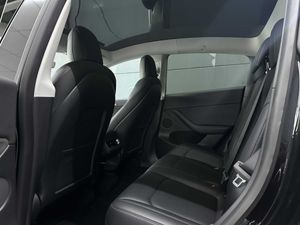 Tesla Model Y RWD Premium 26.360e neto - Foto 10