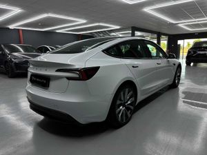 Tesla Model 3 RWD trasera acabado Premium - Foto 5