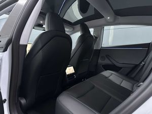 Tesla Model 3 RWD trasera acabado Premium - Foto 10