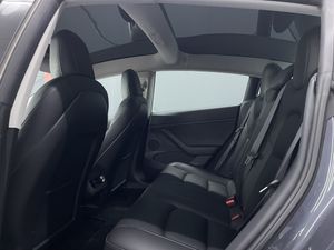 Tesla Model 3 Dual Motor Gran Autonomía AP Mejorado y Bola - Foto 9