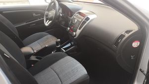 Kia Ceed 1.6 Active solo 56.000 Km. Gasolina con et. verde C Alto de gama  - Foto 8