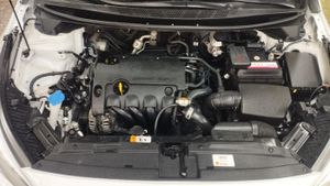 Kia Ceed 1.4 DRIVE Gasolina con etiq. verde C  - Foto 5