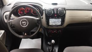 Dacia Lodgy 1.2 TCe Laureate Gasolina con etiq. verde C  - Foto 9