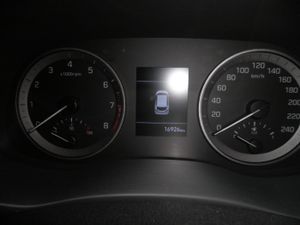Hyundai Tucson 1.6 ESSENCE 2WD sólo 16.000 Km Etiq. Medioambiental verde C Euro 6  - Foto 5