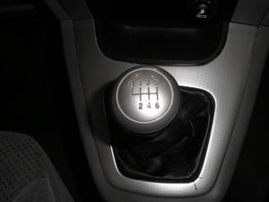 Hyundai Tucson 2.0 Crdi     4x4  Essence   - Foto 18
