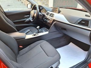 BMW Serie 3 316 i Etiq. verde C  - Foto 15