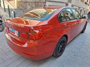 BMW Serie 3 316 i Etiq. verde C  - Foto 12