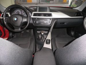 BMW Serie 3 316 i Etiq. verde C  - Foto 13