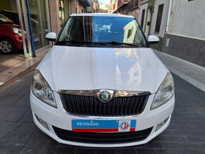 Skoda Fabia 1.2 SPIRIT ETIE. MEDIOAMBIENTAL VERDE C GASOLINA 52.000 KM  - Foto 4