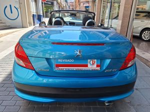 Peugeot 207 Coupe Cabrio Exclusivo 42.000 Km. Impecable  - Foto 8