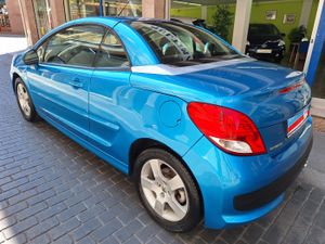 Peugeot 207 Coupe Cabrio Exclusivo 42.000 Km. Impecable  - Foto 18