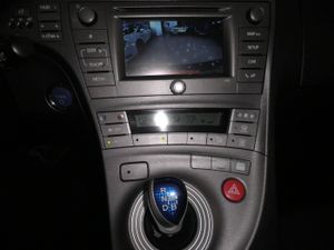 Toyota Prius Hybrid Synergy Drive Etiq. medioambiental ECO  - Foto 14