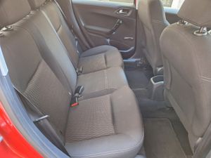 Peugeot 208 1.2 E-VTI STYLE Etiq. verde C  Euro 6  - Foto 9