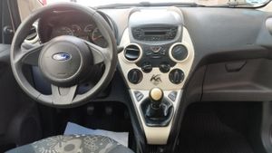Ford Ka sólo 50.000 Km Gasolina con etiq. verde C   - Foto 3