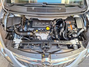 Opel Zafira Tourer Selective 1.4 Turbo 140 CV Start&Stop 7 plazas 7 plazas Etiq. verde C - Foto 4