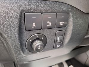 Peugeot Partner Tepee Outdoor 1.2 PureTech 110 Sólo con 30.000 Km. Etiq. Verde C  Euro 6 - Foto 18