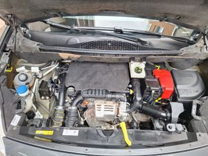 Peugeot Partner Tepee Outdoor 1.2 PureTech 110 Sólo con 30.000 Km. Etiq. Verde C  Euro 6 - Foto 10