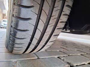 Citroën C4 HDI 90 LX 55.000 Km con libro revisiones - Foto 17