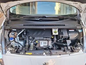 Peugeot 5008 Style 1.2 PureTech 130 7 plazas - Foto 6