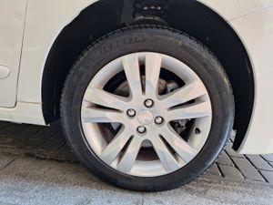 Peugeot 5008 Style 1.2 PureTech 130 7 plazas - Foto 25