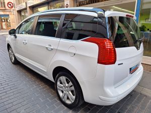 Peugeot 5008 Style 1.2 PureTech 130 7 plazas - Foto 7