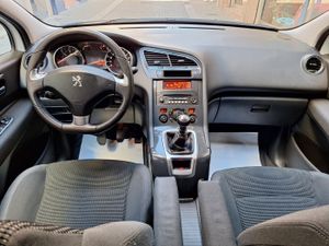Peugeot 5008 Style 1.2 PureTech 130 7 plazas - Foto 14
