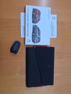 Citroën Grand C4 Picasso 1.2 Mod. Feel 7 plazas Etiq. verde C Euro 6 - Foto 5