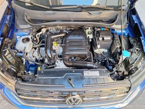 Volkswagen T-Cross Advance 1.0 TSI 70 kW (95 CV) Etiq. verde C  Euro 6 - Foto 4