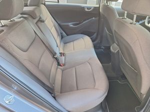 Hyundai IONIQ Híbrido 1.6 GDI 104 kW (141 CV) DCT Klass Etiq. ECO Euro 6 DG - Foto 7