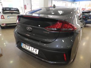 Hyundai IONIQ Híbrido 1.6 GDI 104 kW (141 CV) DCT Klass Etiq. ECO Euro 6 DG - Foto 15