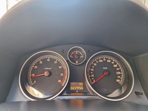 Opel Astra 5p Sport 1.6 16V Exclusivo 22.000 Km. - Foto 5