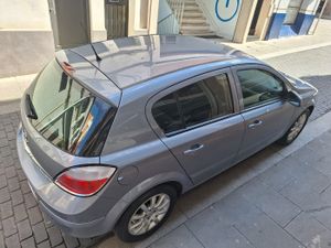 Opel Astra 5p Sport 1.6 16V Exclusivo 22.000 Km. - Foto 14