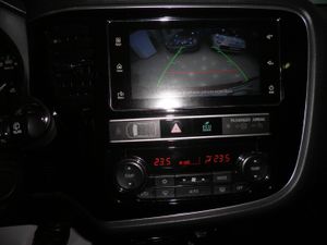 Mitsubishi Outlander 200 MPI CVT Motion 2WD 7 plazas sólo 59.000 Km - Foto 22
