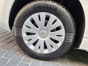 Citroën Berlingo Multispace Feel PureTech 110 S&S un solo propietario - Foto 24