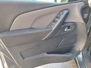 Citroën C4 Picasso Seduction PureTech 130 - Foto 15