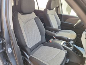 Citroën C4 Picasso Seduction PureTech 130 - Foto 13