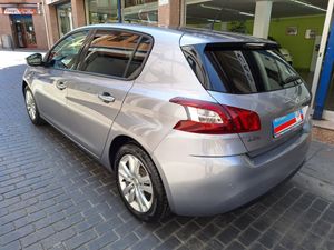 Peugeot 308 5p Style 1.2 PureTech 110 S&S - Foto 9