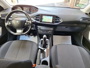 Peugeot 308 5p Style 1.2 PureTech 110 S&S - Foto 10
