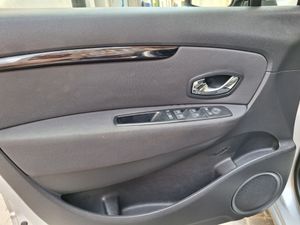 Renault Grand Scénic Selection Energy TCe 115 5 plazas - Foto 14