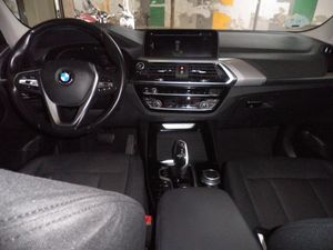 BMW X3 xDrive20i - Foto 18